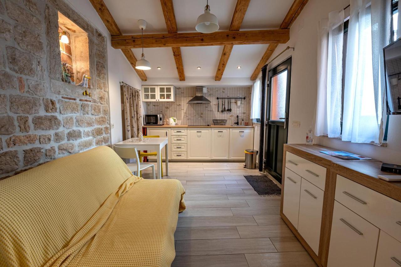 Studio App Dea In The Center Rovinj Kültér fotó