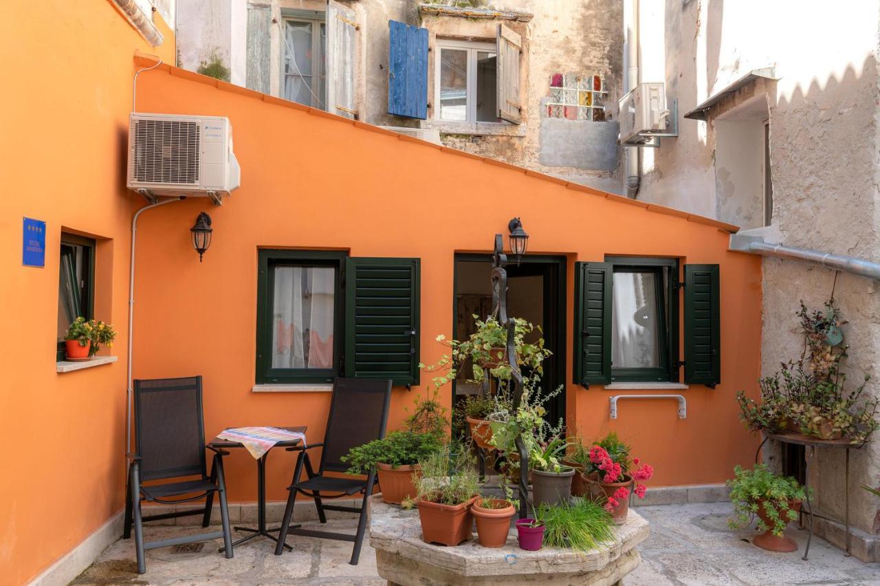 Studio App Dea In The Center Rovinj Kültér fotó
